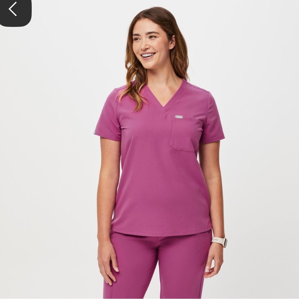 FIGS - Women's Bright Fuchsia Catarina Top & Zamora Scrub Pants